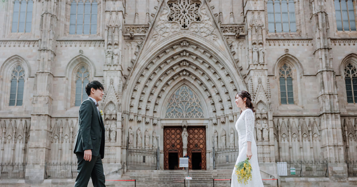 歴史ある建造物を周遊